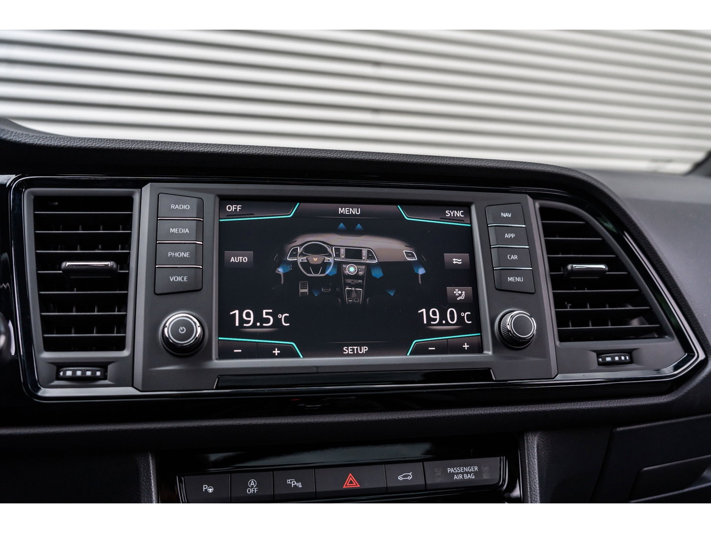 CUPRA Ateca 2.0 TSI 4DRIVE PANO BREMBO TREKHAAK BEATS KEYLESS