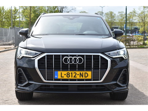 Audi Q3 45 TFSI e S edition S-Line 245 PK | NL-Auto | Keyless | Carplay | Virtual cockpit | DAB | Elekt.trekhaak | Full LED | Allweathers