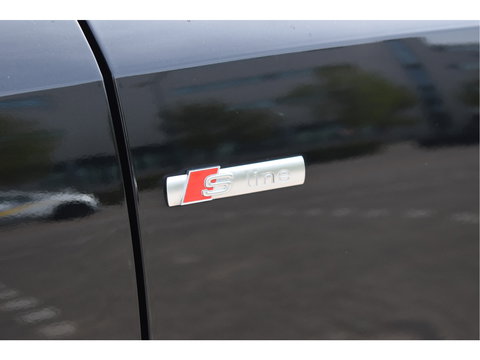 Audi Q3 45 TFSI e S edition S-Line 245 PK | NL-Auto | Keyless | Carplay | Virtual cockpit | DAB | Elekt.trekhaak | Full LED | Allweathers