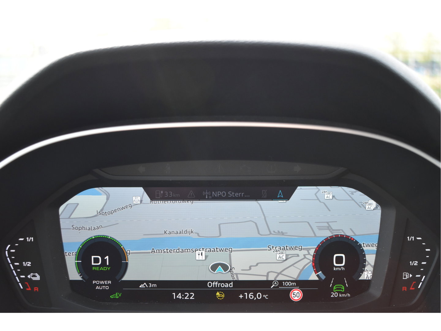 Audi Q3 45 TFSI e S edition S-Line 245 PK | NL-Auto | Keyless | Carplay | Virtual cockpit | DAB | Elekt.trekhaak | Full LED | Allweathers