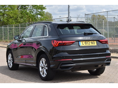 Audi Q3 45 TFSI e S edition S-Line 245 PK | NL-Auto | Keyless | Carplay | Virtual cockpit | DAB | Elekt.trekhaak | Full LED | Allweathers