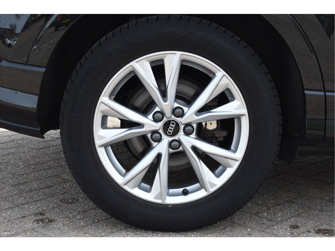 Audi Q3 45 TFSI e S edition S-Line 245 PK | NL-Auto | Keyless | Carplay | Virtual cockpit | DAB | Elekt.trekhaak | Full LED | Allweathers