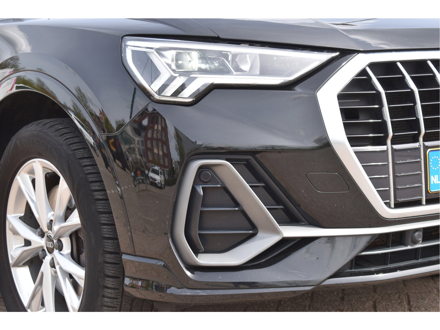 Audi Q3 45 TFSI e S edition S-Line 245 PK | NL-Auto | Keyless | Carplay | Virtual cockpit | DAB | Elekt.trekhaak | Full LED | Allweathers