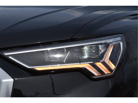 Audi Q3 45 TFSI e S edition S-Line 245 PK | NL-Auto | Keyless | Carplay | Virtual cockpit | DAB | Elekt.trekhaak | Full LED | Allweathers
