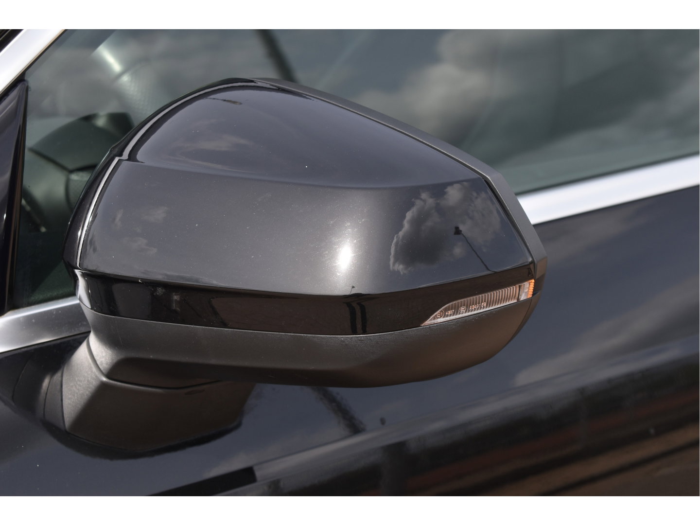 Audi Q3 45 TFSI e S edition S-Line 245 PK | NL-Auto | Keyless | Carplay | Virtual cockpit | DAB | Elekt.trekhaak | Full LED | Allweathers