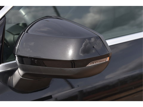 Audi Q3 45 TFSI e S edition S-Line 245 PK | NL-Auto | Keyless | Carplay | Virtual cockpit | DAB | Elekt.trekhaak | Full LED | Allweathers