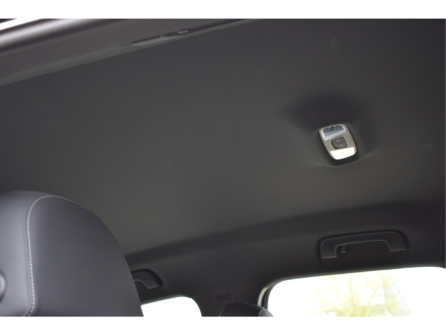 Audi Q3 45 TFSI e S edition S-Line 245 PK | NL-Auto | Keyless | Carplay | Virtual cockpit | DAB | Elekt.trekhaak | Full LED | Allweathers