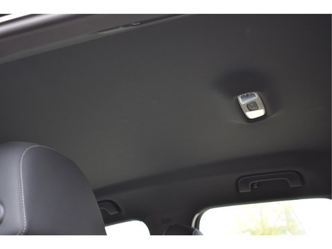 Audi Q3 45 TFSI e S edition S-Line 245 PK | NL-Auto | Keyless | Carplay | Virtual cockpit | DAB | Elekt.trekhaak | Full LED | Allweathers