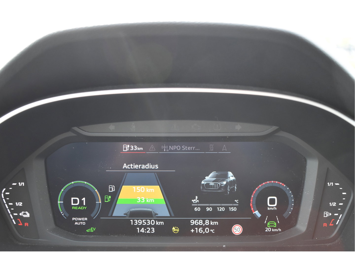 Audi Q3 45 TFSI e S edition S-Line 245 PK | NL-Auto | Keyless | Carplay | Virtual cockpit | DAB | Elekt.trekhaak | Full LED | Allweathers