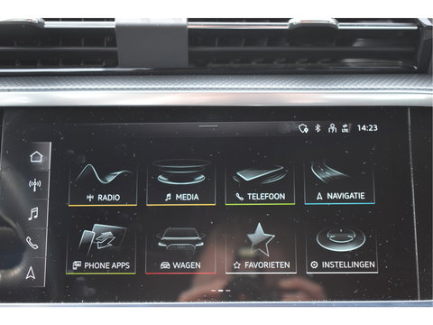 Audi Q3 45 TFSI e S edition S-Line 245 PK | NL-Auto | Keyless | Carplay | Virtual cockpit | DAB | Elekt.trekhaak | Full LED | Allweathers