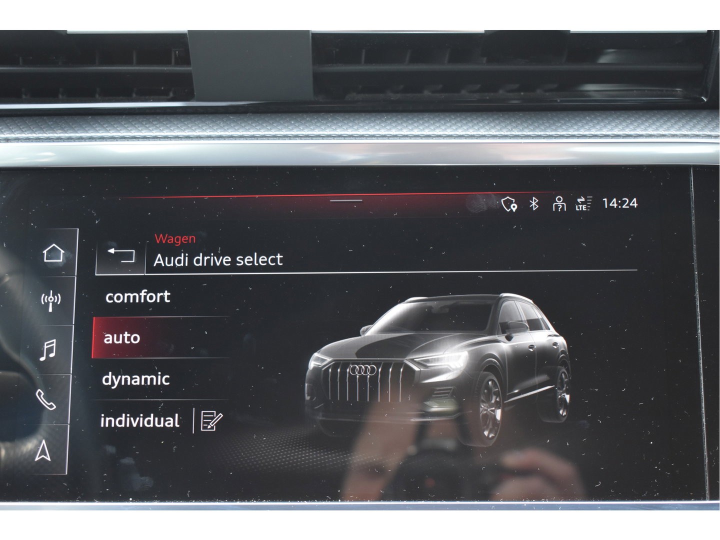 Audi Q3 45 TFSI e S edition S-Line 245 PK | NL-Auto | Keyless | Carplay | Virtual cockpit | DAB | Elekt.trekhaak | Full LED | Allweathers