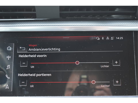 Audi Q3 45 TFSI e S edition S-Line 245 PK | NL-Auto | Keyless | Carplay | Virtual cockpit | DAB | Elekt.trekhaak | Full LED | Allweathers