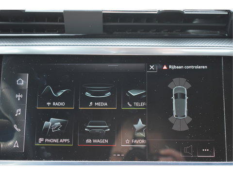 Audi Q3 45 TFSI e S edition S-Line 245 PK | NL-Auto | Keyless | Carplay | Virtual cockpit | DAB | Elekt.trekhaak | Full LED | Allweathers