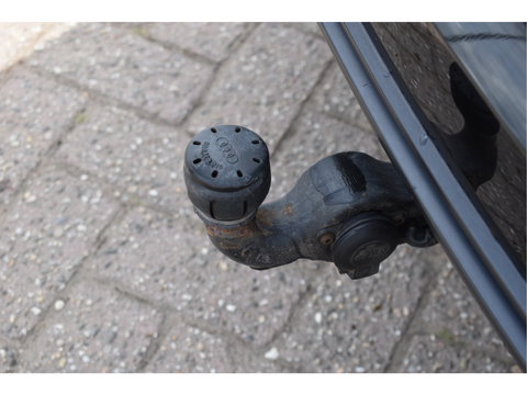 Audi Q3 45 TFSI e S edition S-Line 245 PK | NL-Auto | Keyless | Carplay | Virtual cockpit | DAB | Elekt.trekhaak | Full LED | Allweathers