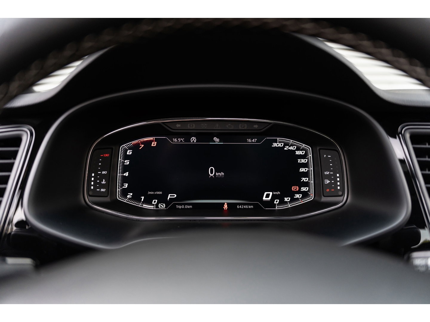 SEAT Leon ST 2.0 TSI CUPRA 4DRIVE DYNAMIC GREY PANO BEATS