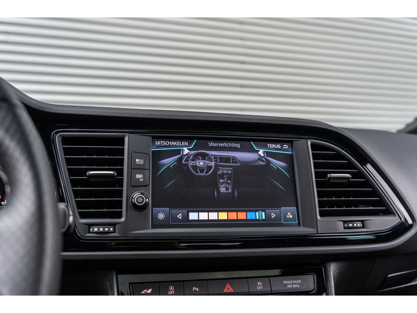 SEAT Leon ST 2.0 TSI CUPRA 4DRIVE DYNAMIC GREY PANO BEATS