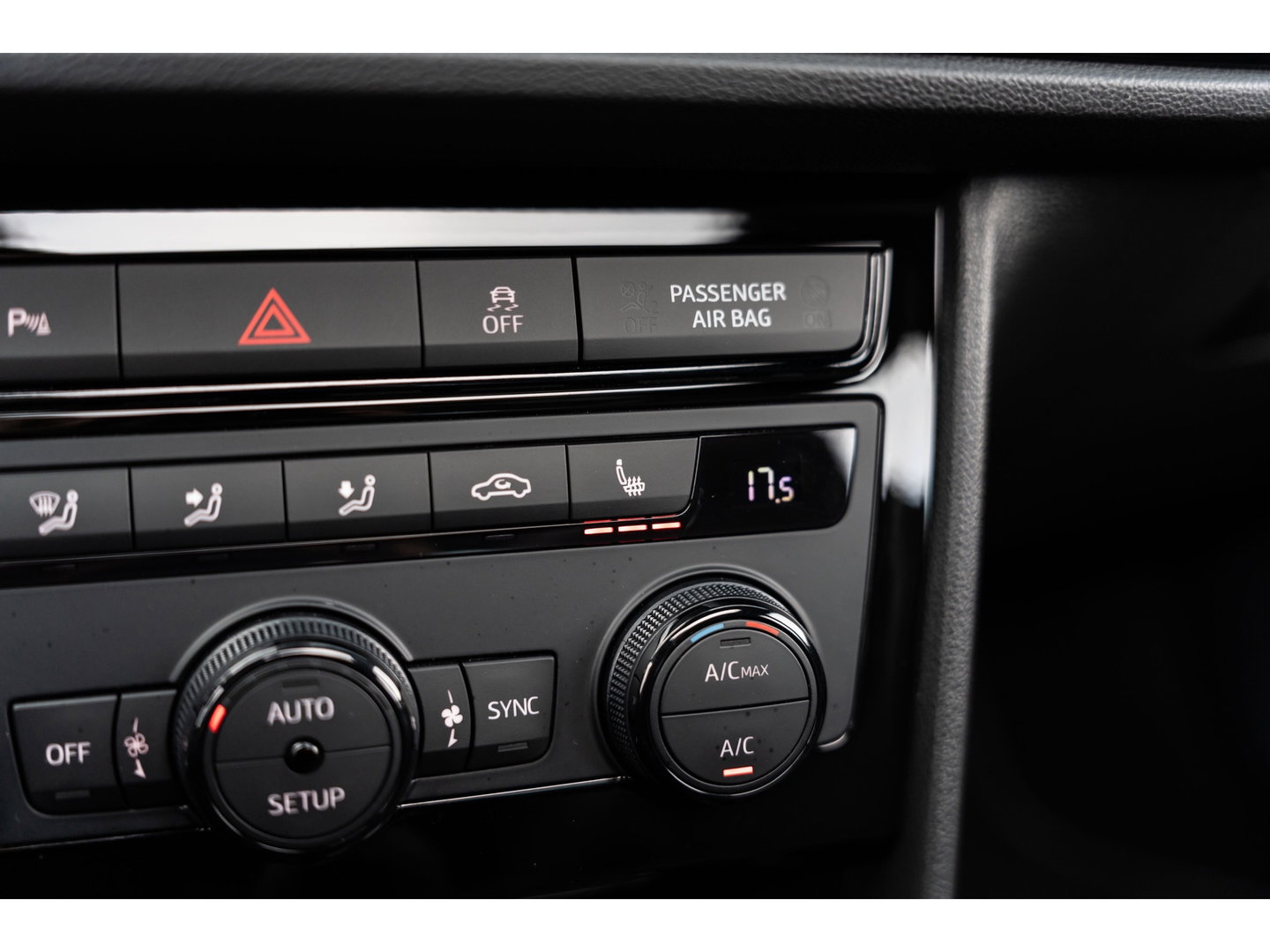 SEAT Leon ST 2.0 TSI CUPRA 4DRIVE DYNAMIC GREY PANO BEATS