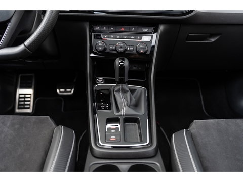 SEAT Leon ST 2.0 TSI CUPRA 4DRIVE DYNAMIC GREY PANO BEATS