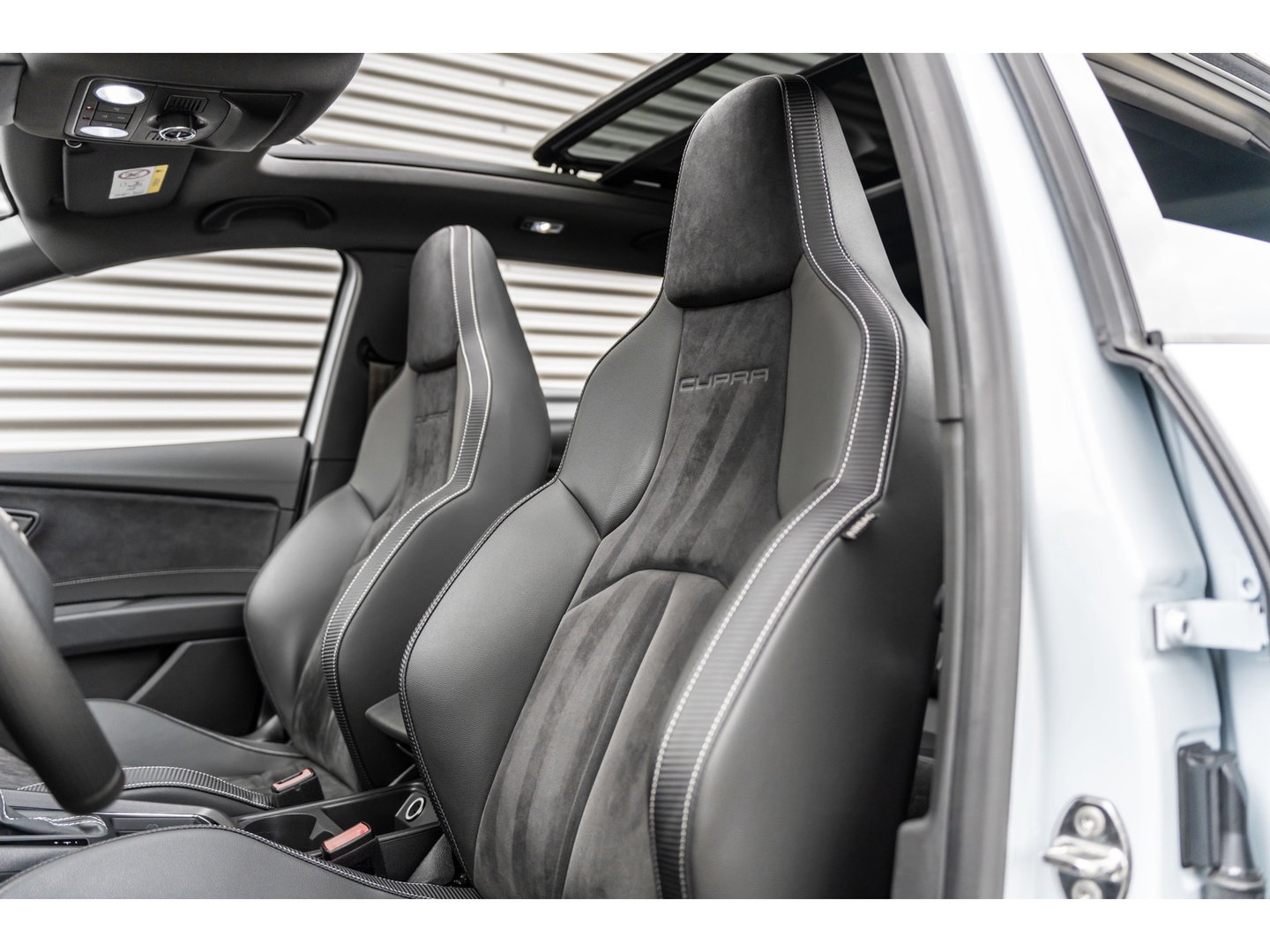 SEAT Leon ST 2.0 TSI CUPRA 4DRIVE DYNAMIC GREY PANO BEATS