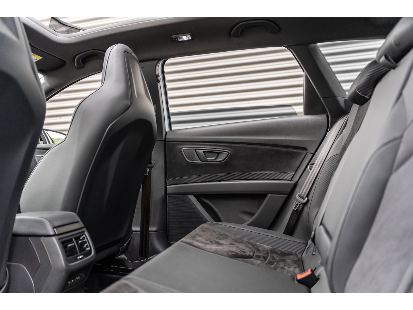 SEAT Leon ST 2.0 TSI CUPRA 4DRIVE DYNAMIC GREY PANO BEATS