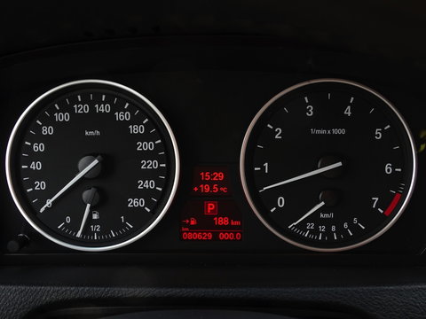 BMW X5 4.8is V8 355PK / High Exc. / M-pakket / LED