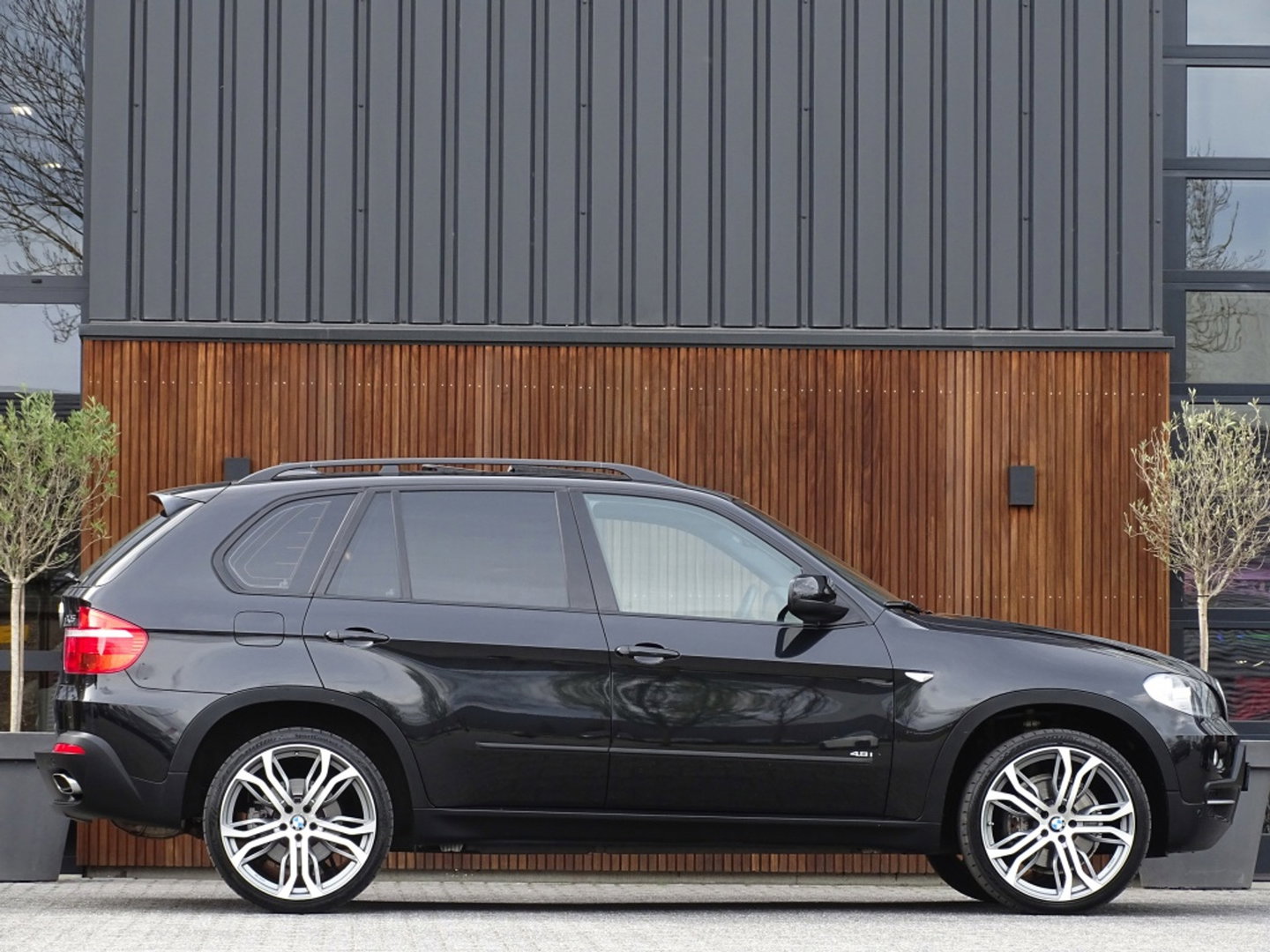 BMW X5 4.8is V8 355PK / High Exc. / M-pakket / LED