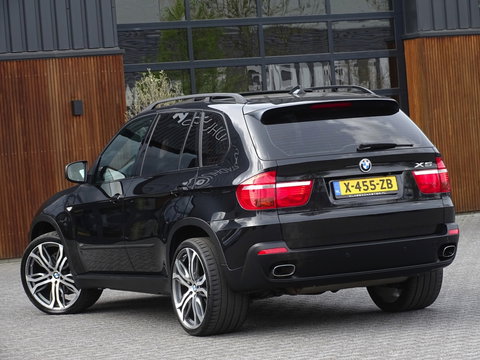 BMW X5 4.8is V8 355PK / High Exc. / M-pakket / LED