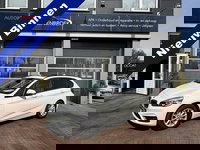 BMW 2 Serie - Active Tourer 218i Luxury Automaat,16inch,Schuifdak,Clima,Navi,Cruise,Trekhaak Hoge Zit Dealer onderhouden 140pk