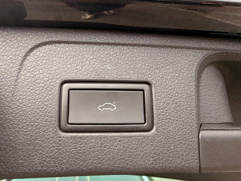 Volkswagen Passat Variant 1.4 TSI PHEV GTE PANORAMDAK VIRTUAL COCKPIT LEER NAVI CAMERA IQ-MATRIX ELECTR-TREKHAAK