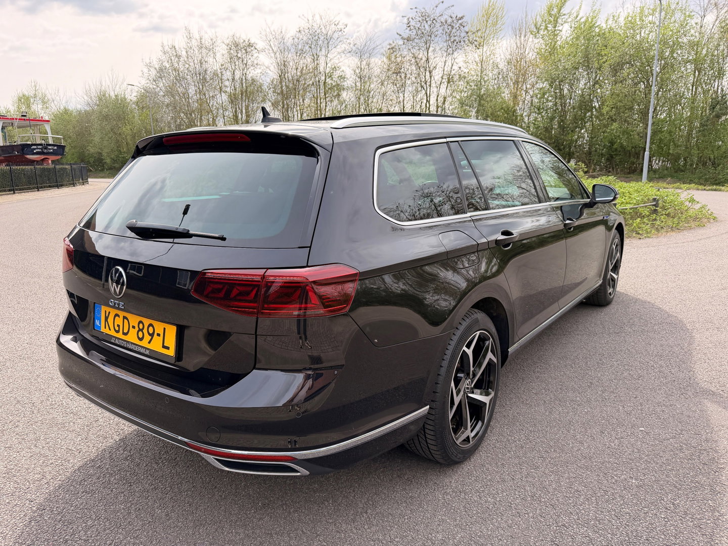 Volkswagen Passat Variant 1.4 TSI PHEV GTE PANORAMDAK VIRTUAL COCKPIT LEER NAVI CAMERA IQ-MATRIX ELECTR-TREKHAAK