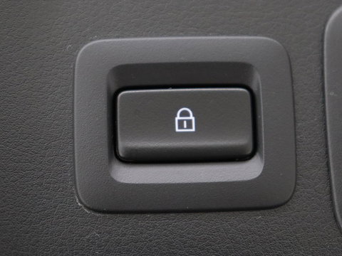 Mazda 3 2.0 e-SkyActiv-G M Hybrid 150 Homura | Stoelverwarming | Head-Up | Adaptive cruise | Camera | Carplay | Keyless | Full LED | Navigatie | Dodehoek detectie | 58.800km NAP | Origineel NL