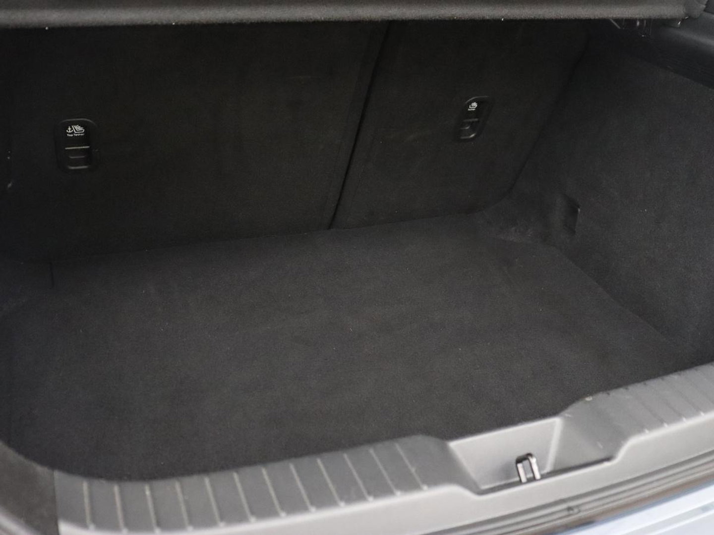 Mazda 3 2.0 e-SkyActiv-G M Hybrid 150 Homura | Stoelverwarming | Head-Up | Adaptive cruise | Camera | Carplay | Keyless | Full LED | Navigatie | Dodehoek detectie | 58.800km NAP | Origineel NL