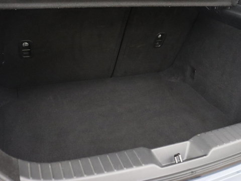 Mazda 3 2.0 e-SkyActiv-G M Hybrid 150 Homura | Stoelverwarming | Head-Up | Adaptive cruise | Camera | Carplay | Keyless | Full LED | Navigatie | Dodehoek detectie | 58.800km NAP | Origineel NL