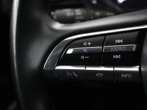 Mazda 3 2.0 e-SkyActiv-G M Hybrid 150 Homura | Stoelverwarming | Head-Up | Adaptive cruise | Camera | Carplay | Keyless | Full LED | Navigatie | Dodehoek detectie | 58.800km NAP | Origineel NL
