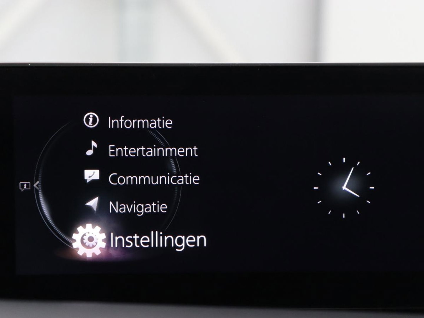 Mazda 3 2.0 e-SkyActiv-G M Hybrid 150 Homura | Stoelverwarming | Head-Up | Adaptive cruise | Camera | Carplay | Keyless | Full LED | Navigatie | Dodehoek detectie | 58.800km NAP | Origineel NL