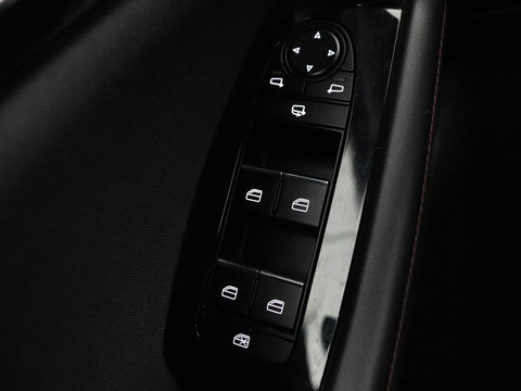 Mazda 3 2.0 e-SkyActiv-G M Hybrid 150 Homura | Stoelverwarming | Head-Up | Adaptive cruise | Camera | Carplay | Keyless | Full LED | Navigatie | Dodehoek detectie | 58.800km NAP | Origineel NL