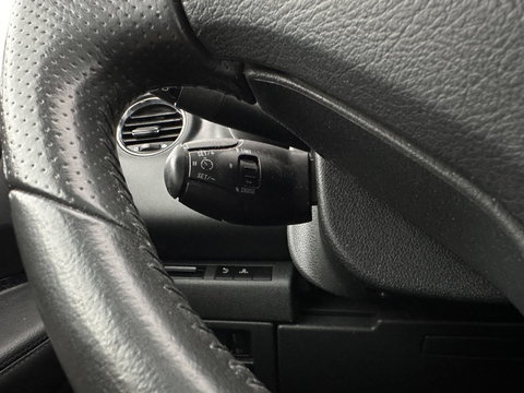 Peugeot 3008 1.6 THP Online *PANO | HEAD-UP | LEATHER | NAVI-FULLMAP | HEATED-COMFORTSEATS | ECC | PDC | CRUISE | 18''ALU | TOWBAR*