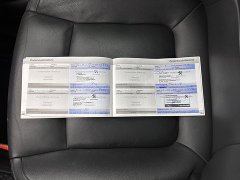 Peugeot 3008 1.6 THP Online *PANO | HEAD-UP | LEATHER | NAVI-FULLMAP | HEATED-COMFORTSEATS | ECC | PDC | CRUISE | 18''ALU | TOWBAR*