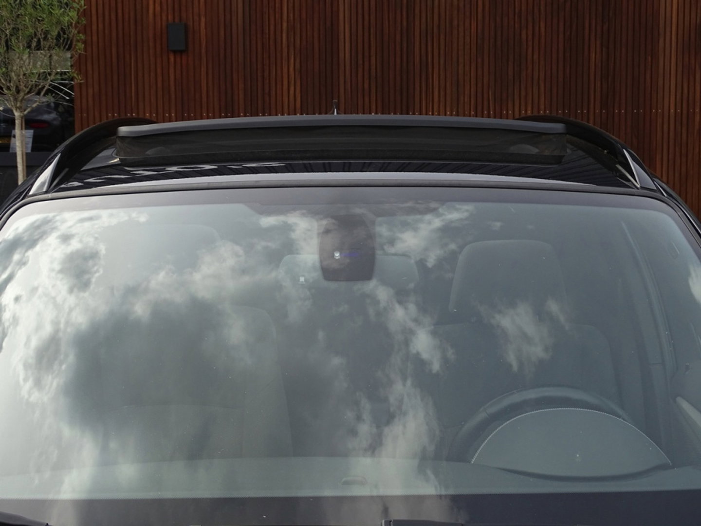 BMW X1 18d sDrive 143PK / M-Sport / Automaat / pano / LED