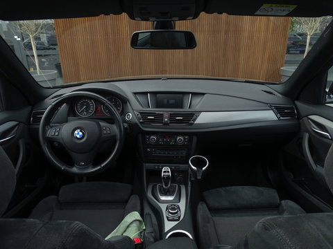 BMW X1 18d sDrive 143PK / M-Sport / Automaat / pano / LED