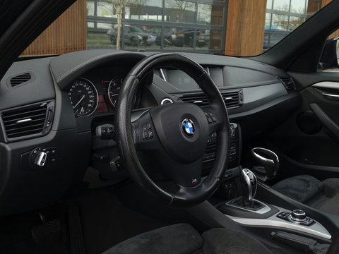 BMW X1 18d sDrive 143PK / M-Sport / Automaat / pano / LED