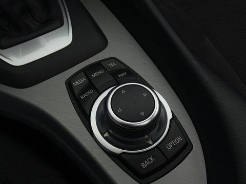 BMW X1 18d sDrive 143PK / M-Sport / Automaat / pano / LED