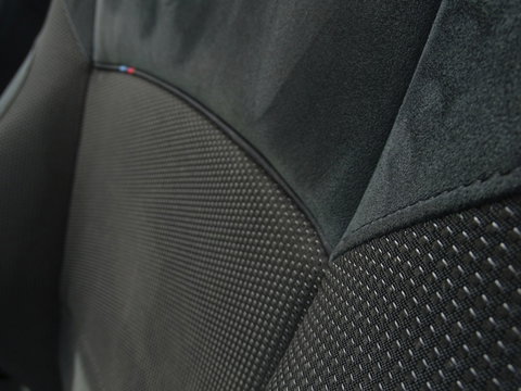 BMW X1 18d sDrive 143PK / M-Sport / Automaat / pano / LED