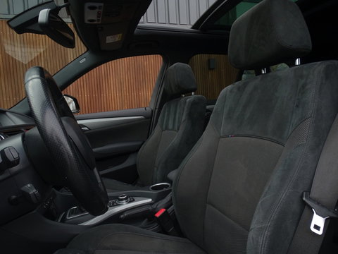 BMW X1 18d sDrive 143PK / M-Sport / Automaat / pano / LED