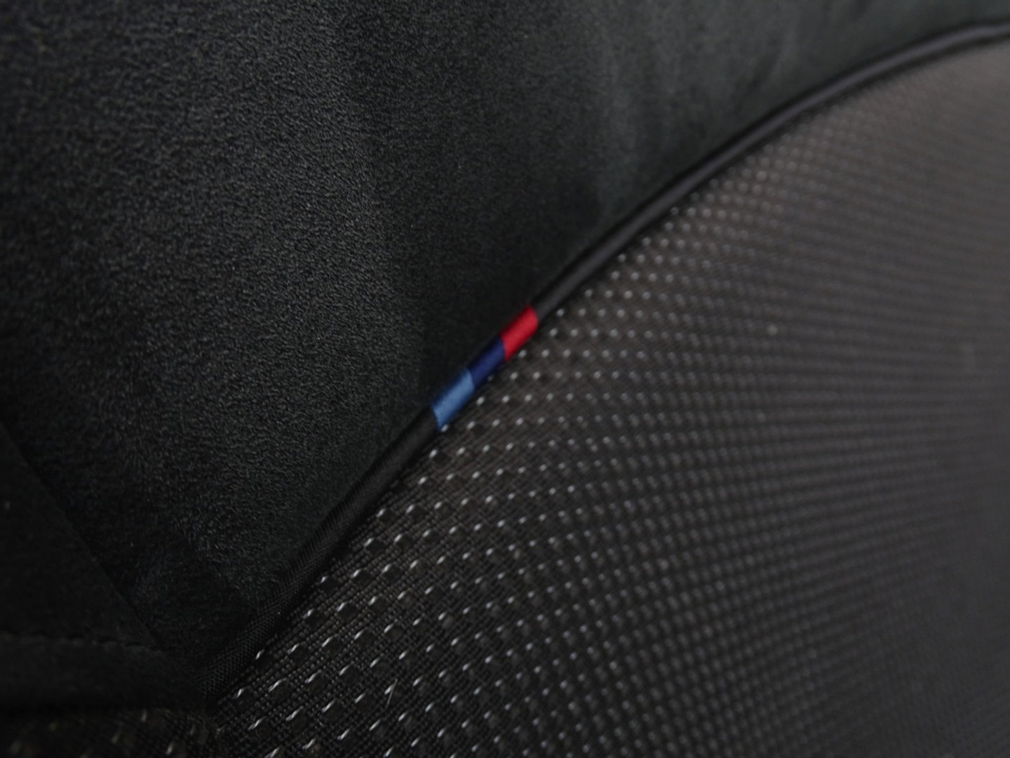 BMW X1 18d sDrive 143PK / M-Sport / Automaat / pano / LED