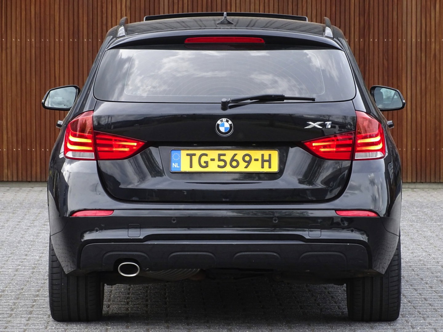 BMW X1 18d sDrive 143PK / M-Sport / Automaat / pano / LED