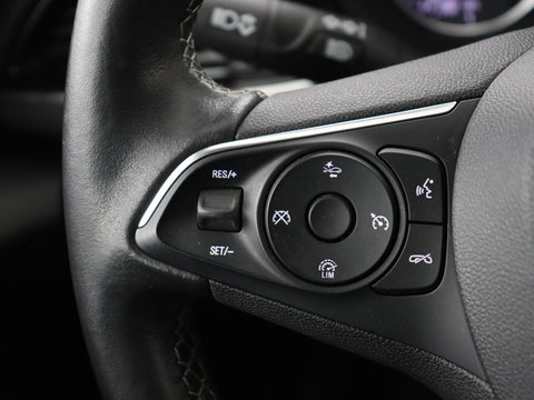 Opel Insignia 1.6 Turbo Innovation | 1e eigenaar | 55.500km NAP | Head-Up | Matrix-LED | Carplay | Navigatie | Camera | Keyless | Dodehoek detectie | Parkeerhulp | Cruise control | Climate control