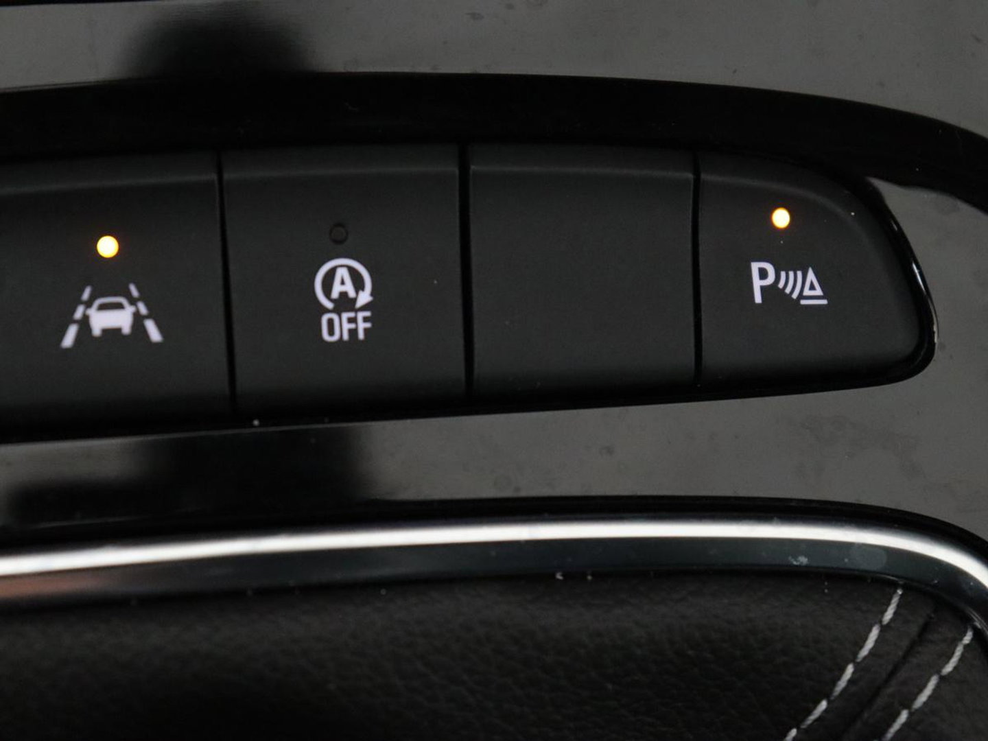 Opel Insignia 1.6 Turbo Innovation | 1e eigenaar | 55.500km NAP | Head-Up | Matrix-LED | Carplay | Navigatie | Camera | Keyless | Dodehoek detectie | Parkeerhulp | Cruise control | Climate control