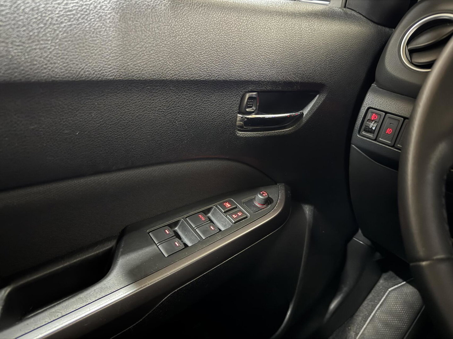 Suzuki Vitara 1.0 Carplay Camera Stoelverw. Trekh. Navi NAP