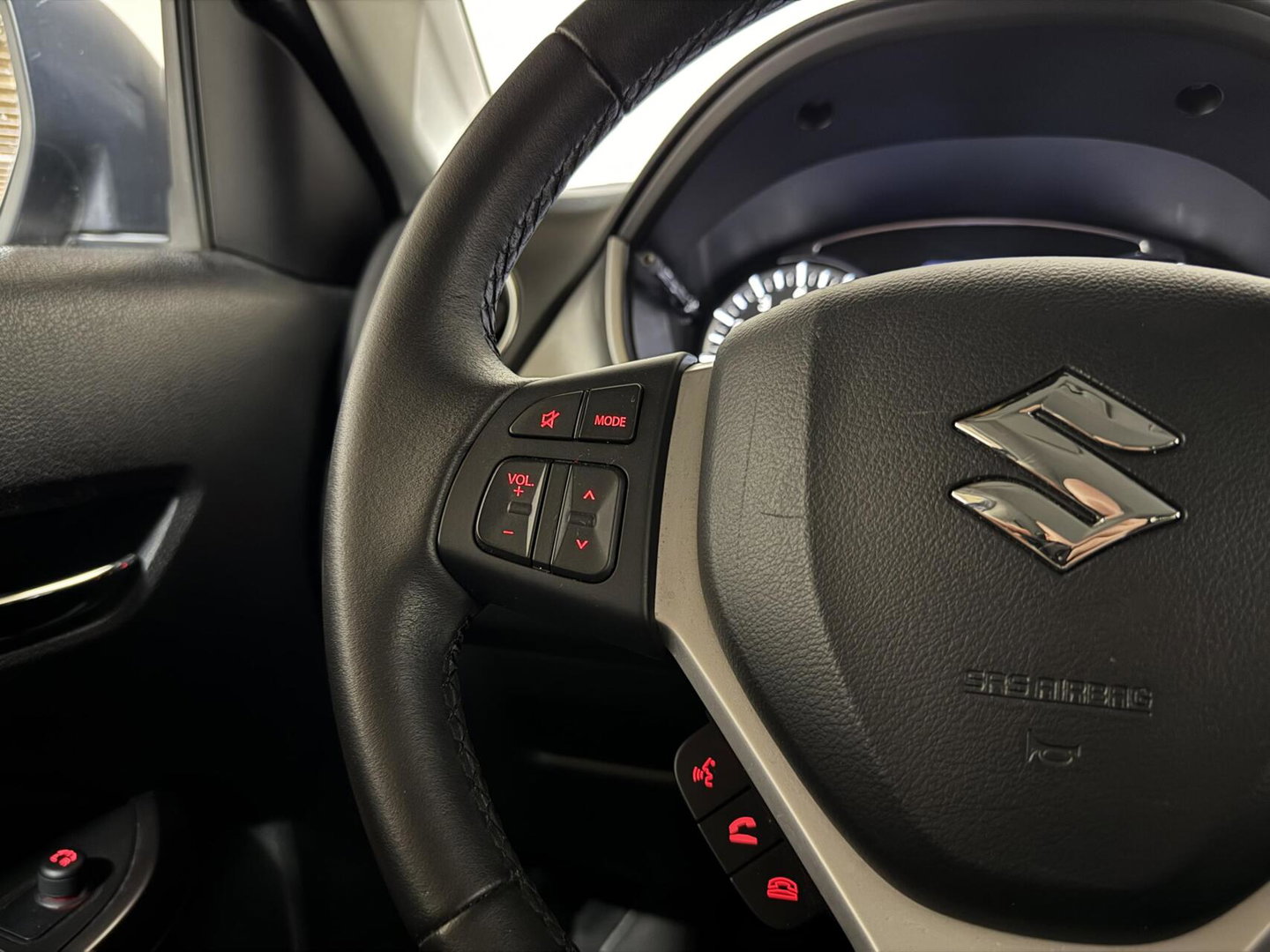 Suzuki Vitara 1.0 Carplay Camera Stoelverw. Trekh. Navi NAP